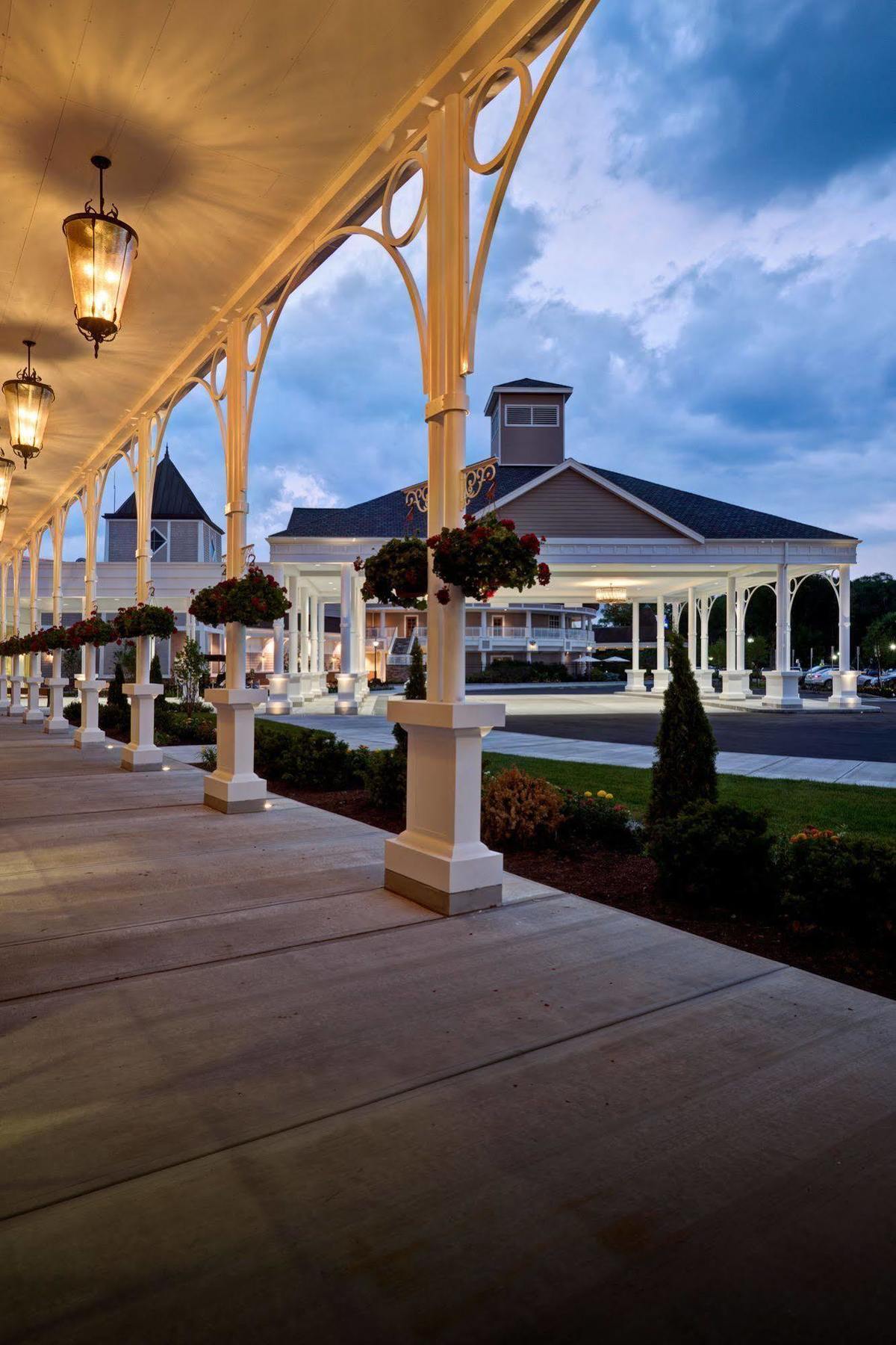 Saratoga Casino Hotel Saratoga Springs Exteriör bild